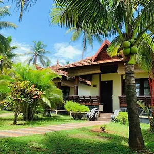  Hotel Maadathil &